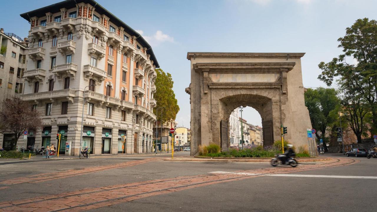 The Red Bricks Home - San Babila Area Milan Exterior photo